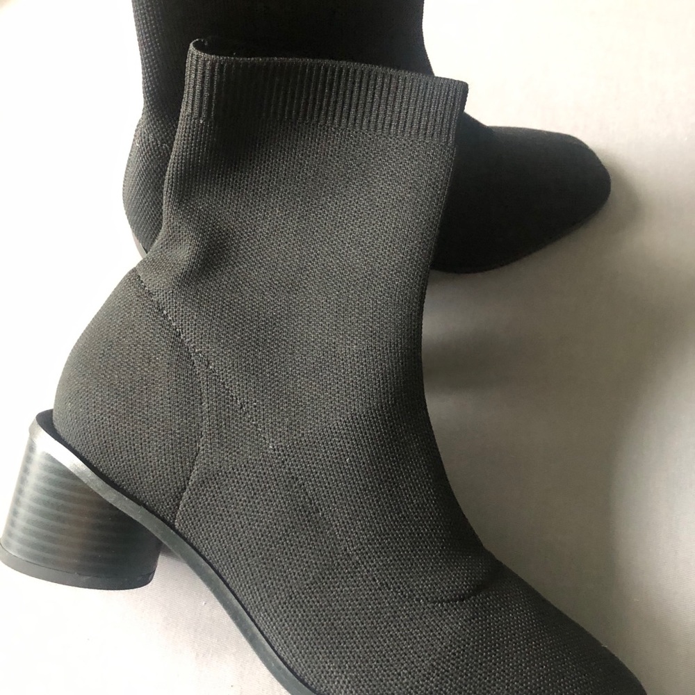 ASOS stretch black boot - Picture 4 of 5